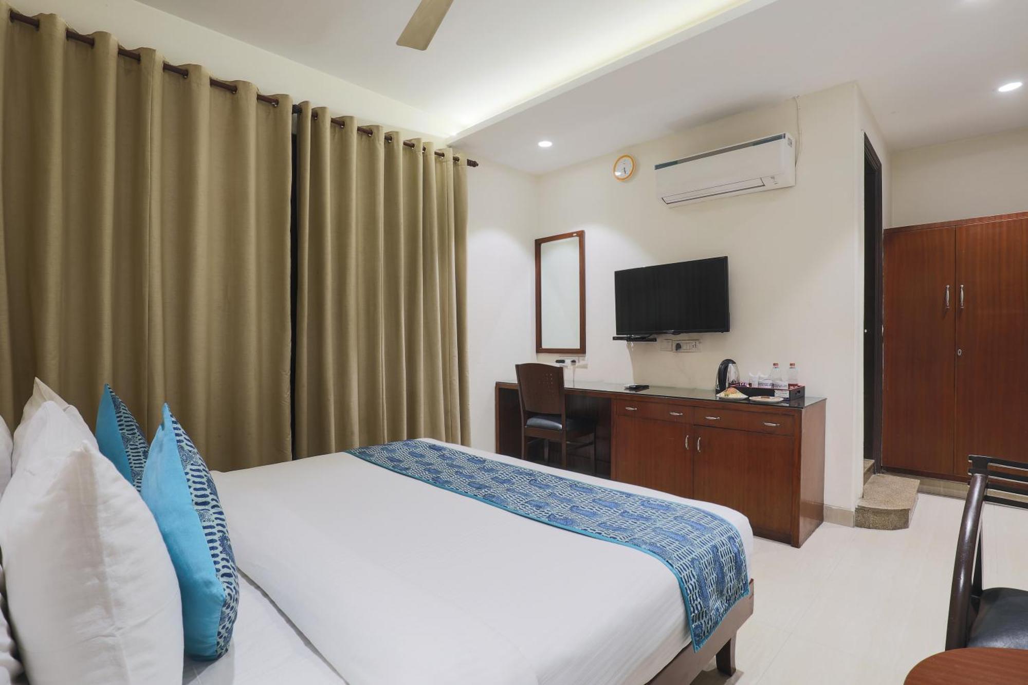 Cosy Grand, Chanakyapuri By The Cosy Hotels Neu-Delhi Exterior foto